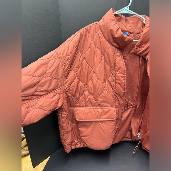 Puffer jacket nude color, NEW size XL - Picture 8 of 9